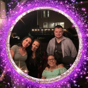 Meet your Posher, Courtney